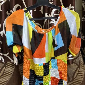 Abstract Design Fitted Top
