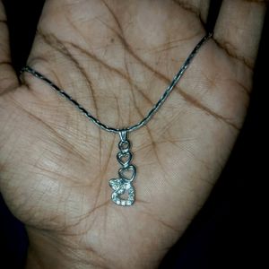 Siver Chain With Locket