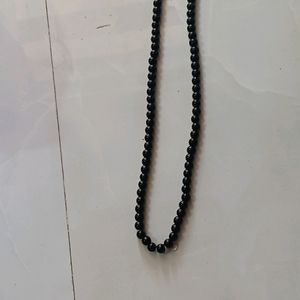 Black Bead