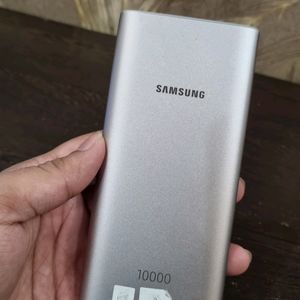 Samsung Wireless Power Bank 10000mah