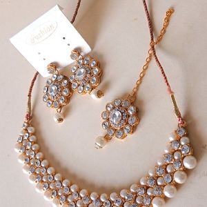 Necklace Set