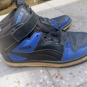 These are my puma Shoes which I Bought  before 1yr