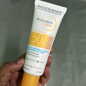 Bioderma Photoderm Tinted Sunscreen