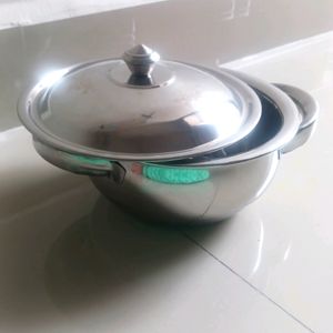 Brand New Vinod Induction Cooker With 4 Idli Plate