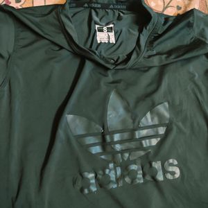 Adidas Tishirt Small Size