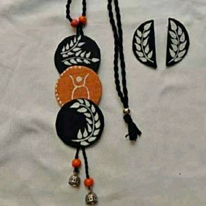 Black & Orange Neckpiece