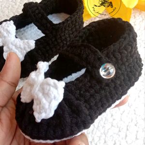 Crochet Baby Shoes