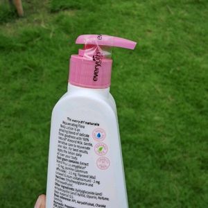 Everyuth Naturals Rose Body Lotion