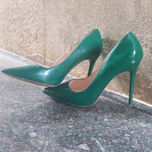 Green High Heel Pumps