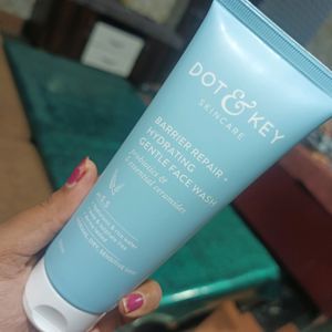 Dot & Key Barrier Repair + Hydrating Gentle FW