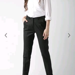 Mast & Harbour Black Trouser For Women