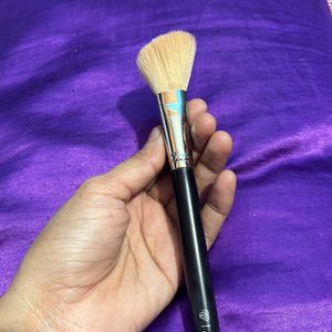 Pac Contour Brush