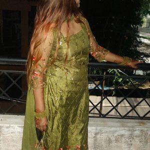 Mehendi Suit Set