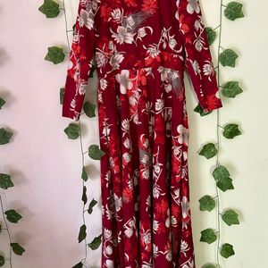 Long Dress With Floral Prints , Long Sleeve , Very Comfortable To Wear