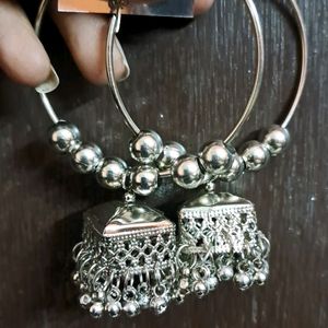 Silver Light Weight Earing