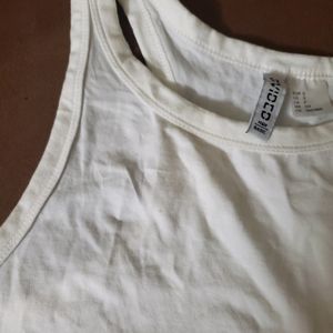 H&M Divided Basic Tank Top