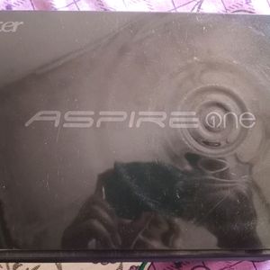 Acer Aspire One Mini Laptop D2570M