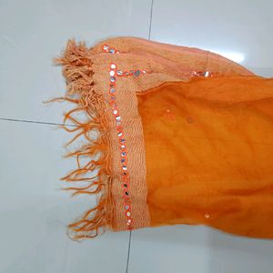 Lyra Legging Aur Dupatta