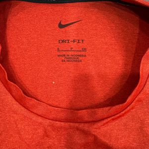 Nike Sportswear Tshirt