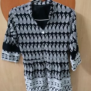 Chikankari Short Kurta