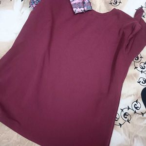 Beautiful Designer Top With Sleeves Design In Xl