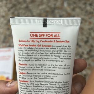 Wishcare Sunscreen With Free Lakme Sunscree