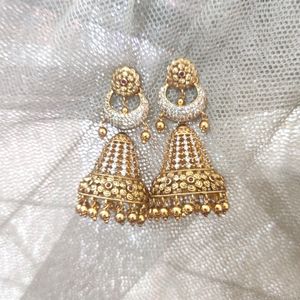 Earrings With Freebies