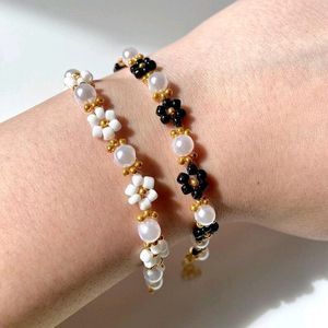 Daisy Beaded Bracelets