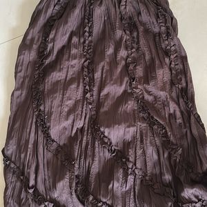 Long Skirt With Frills Design