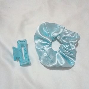 Sky Blue Rubber Band And Clucher