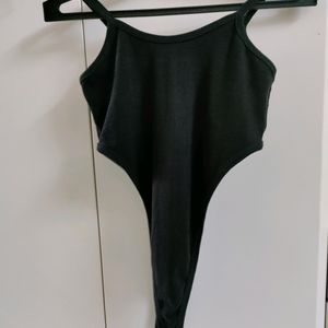 Sleevless Bodysuite Top