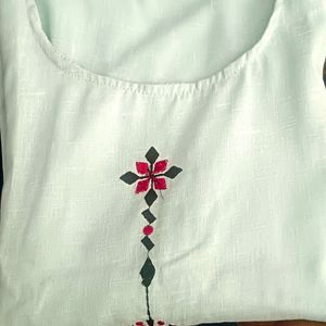 Light Weight Kurta With Soft Fabric