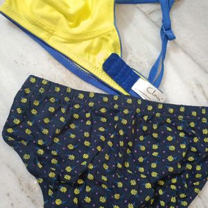 A Set of Yellow Bra N Printed Brief