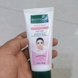 Biotique Face Glow Advanced Brightening Cream