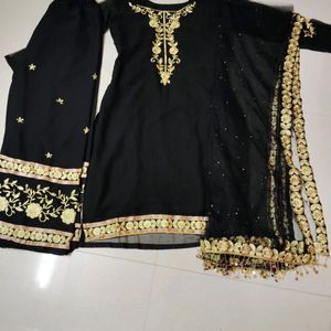 Pakisthani Suit Plazo