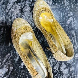 Gold Party Wear Heals