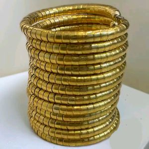 Top Trending Spiral Bangle Bracelet