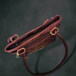 Ladies Hand Begs Genuine Leather Red Horns