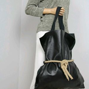 CHIC & PREETY TOTE BAG