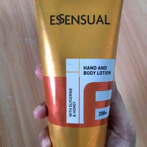 Modicare Essensual Hand and body lotion