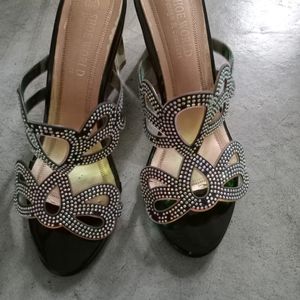 Beaded Heel