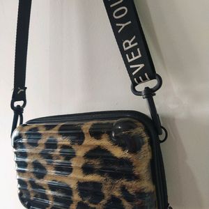 Trendy Sling Bag