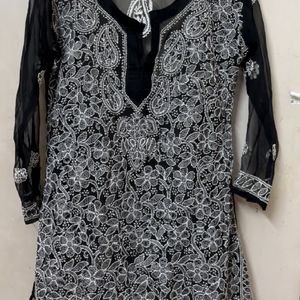 Chikankari Kurti