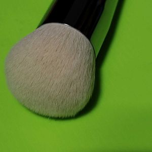 Huda Beauty Mini Base Face Brush