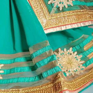 Discount Offernr"NET PATTERN"Saree With Blouse