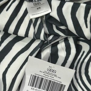 SSS ZEBRA  MINI SKIRT 💗(w Tag)