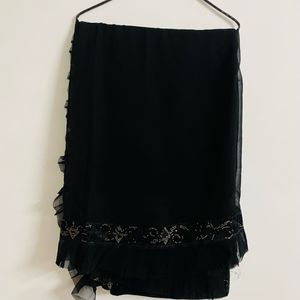 Women Black Saree With Frills And Blouse