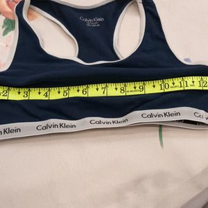 Ck Sport Bra 12 To 14 Yrs Old.