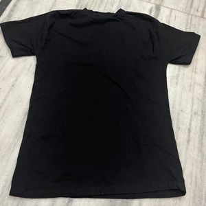 Black T-shirt