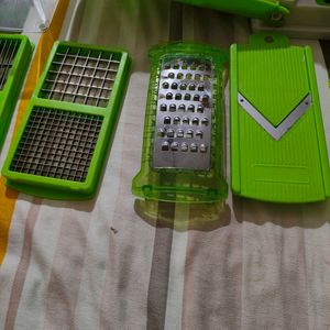 Vegetable Chopper With Chopping Board